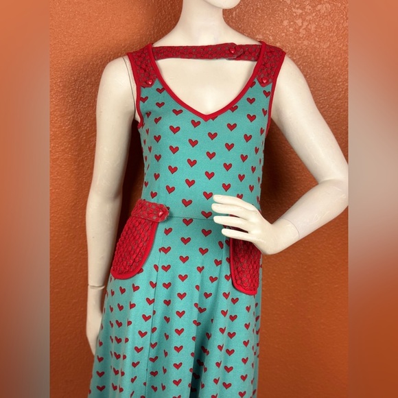 Voodoo Vixen Heart Patterned Dress with Red Accents Size Small.  E73 - Picture 10 of 17